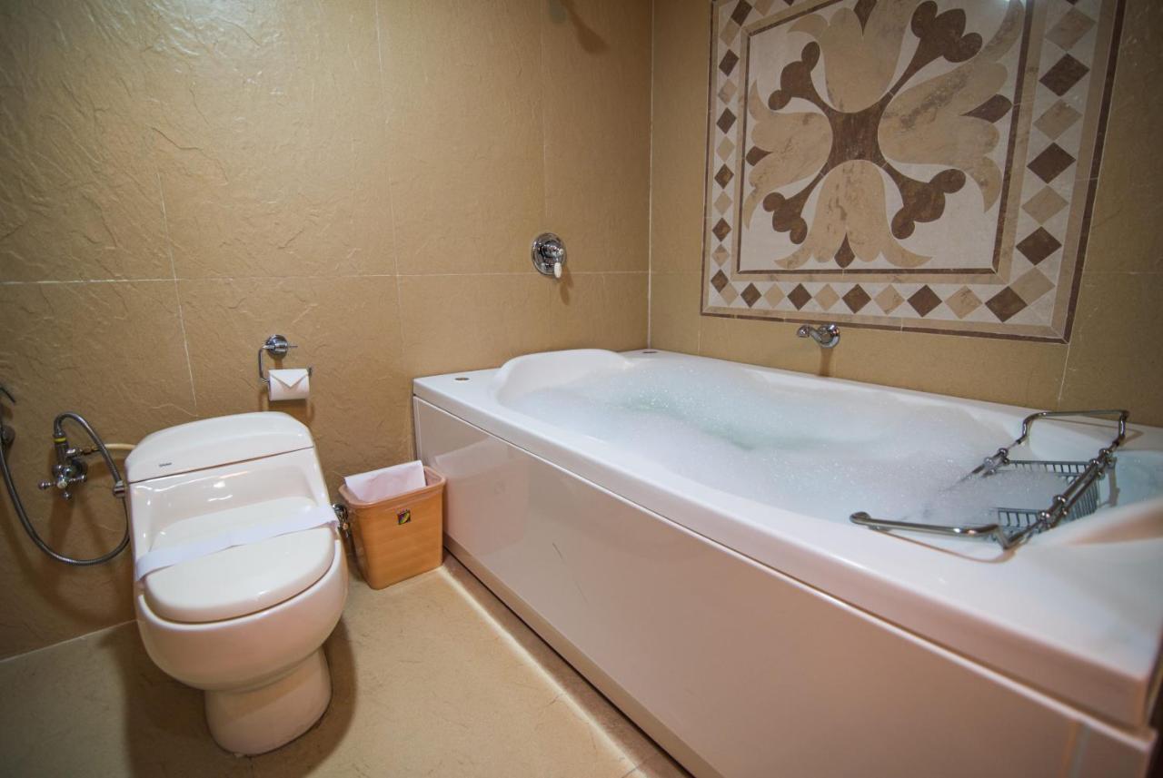 Sai Vishram Business Hotel Kammasandra 外观 照片