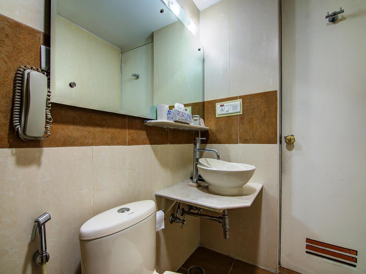 Sai Vishram Business Hotel Kammasandra 外观 照片